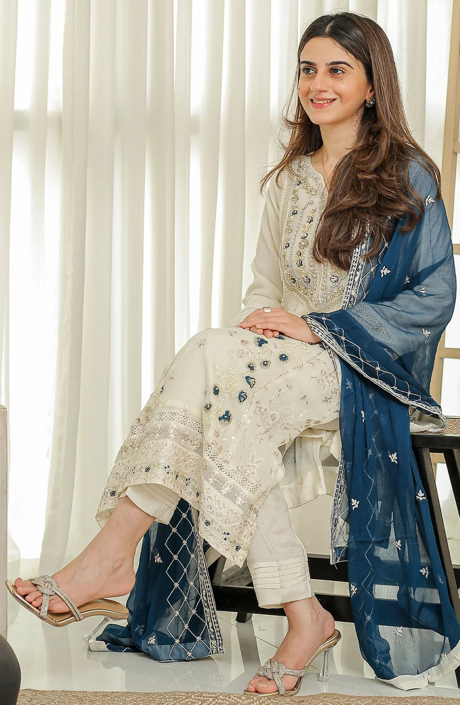 Fasana-e-Ishq Luxury Pret Collection By Rangeen - Aleesa