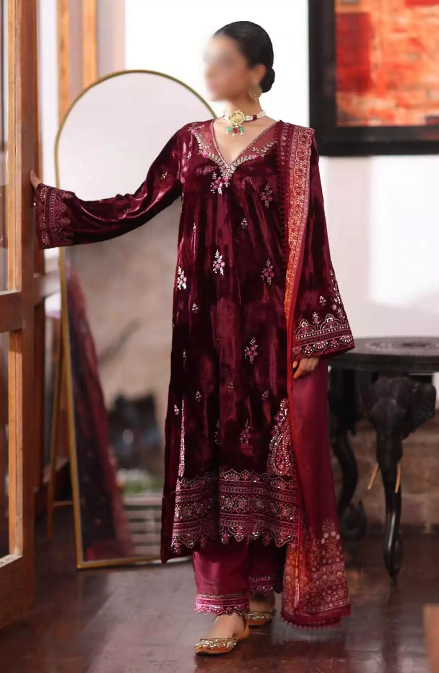 Noor Suzaanikari Winter Shawl Collection By Saadia Asad - D-10 QAIS