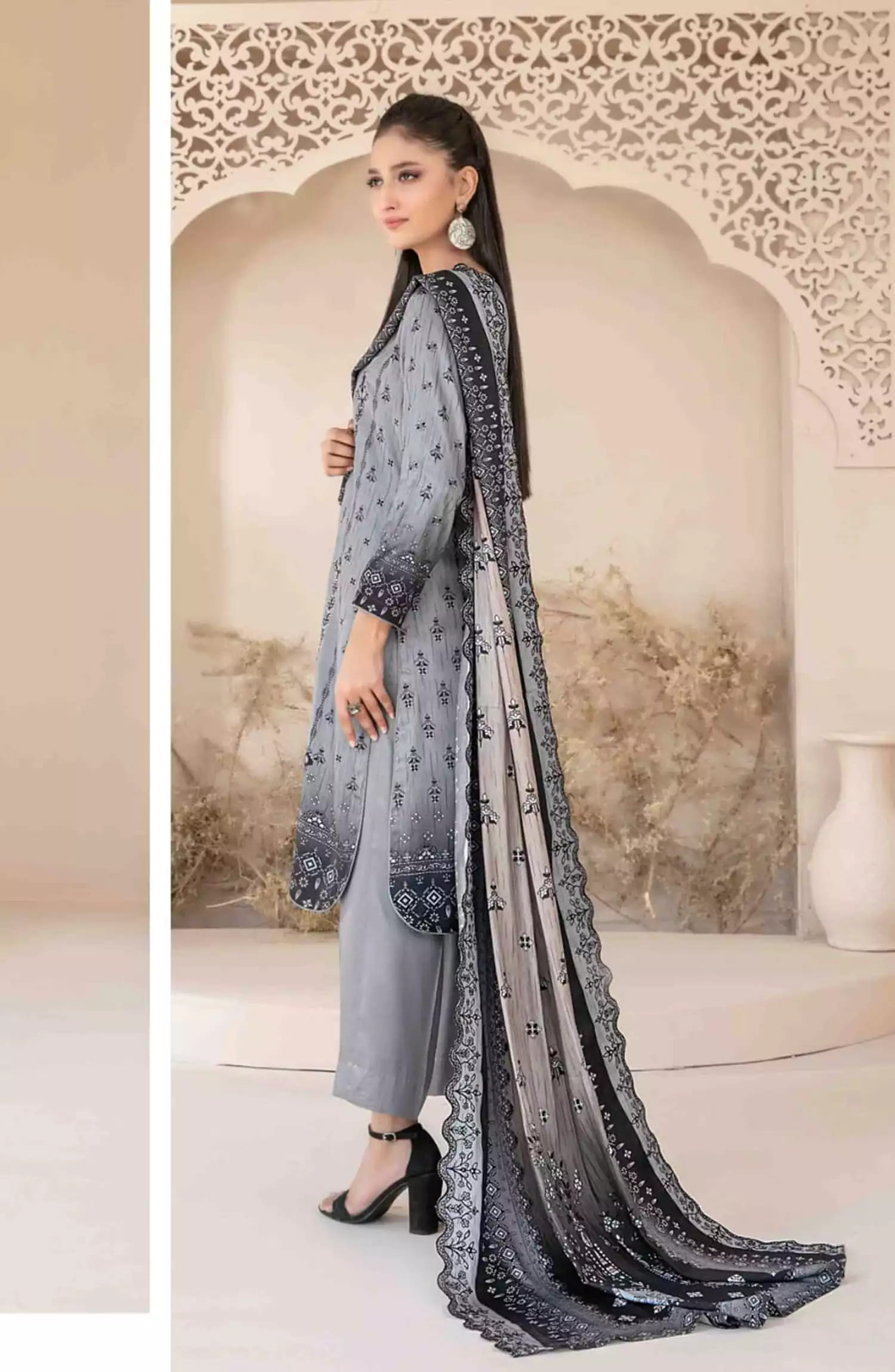 Masarra - Embroidered Digital Printed Staple-D-5033