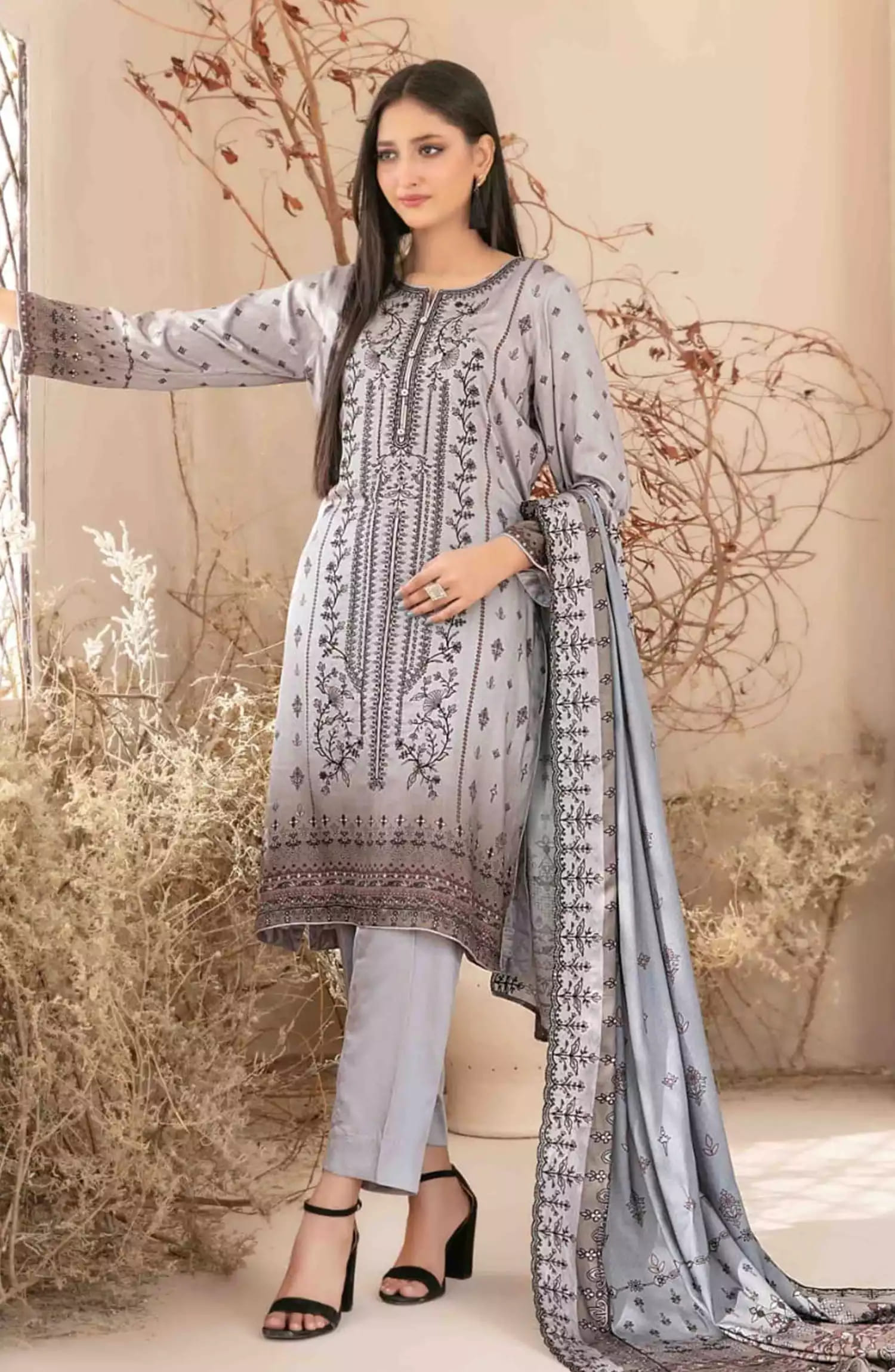 Masarra - Embroidered Digital Printed Staple-D-5038