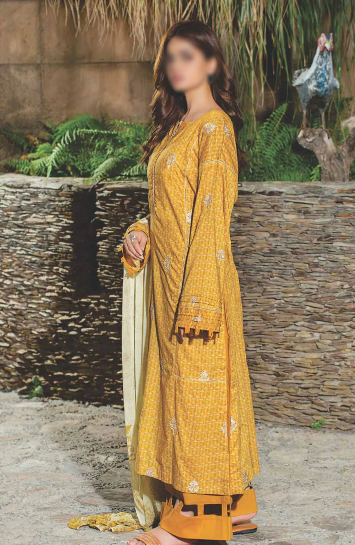 Sehar Embroidered Lawn Collection 2024 By Rashid Textile - D 8086