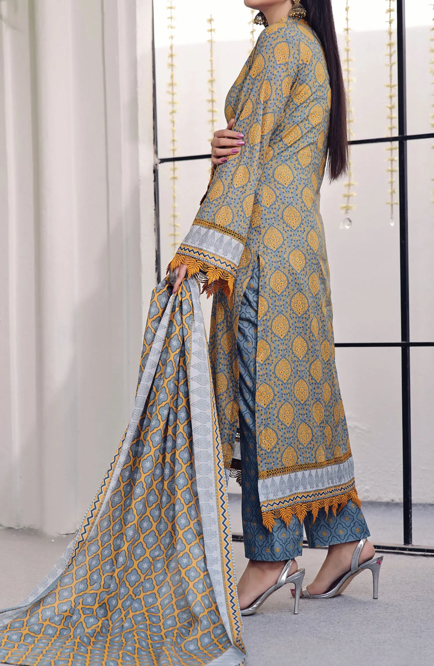 Vs Signature Vol 01 Printed Lawn Collection 2024 - DESIGN-345