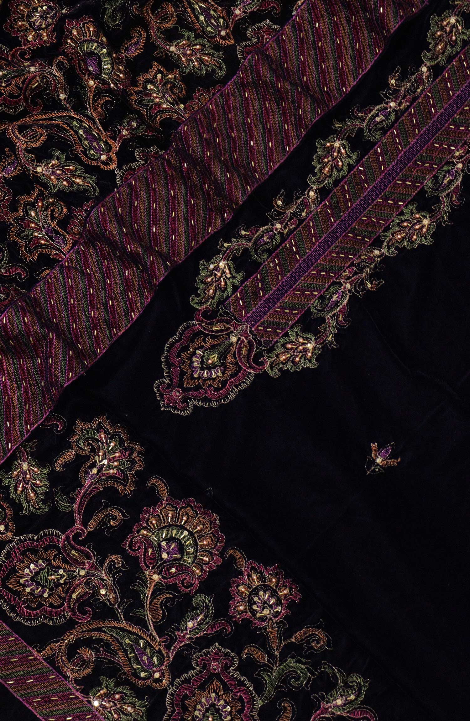 Exclusive Embroidered Unstitch Velvet Collection Vol 01 - DESIGN-05