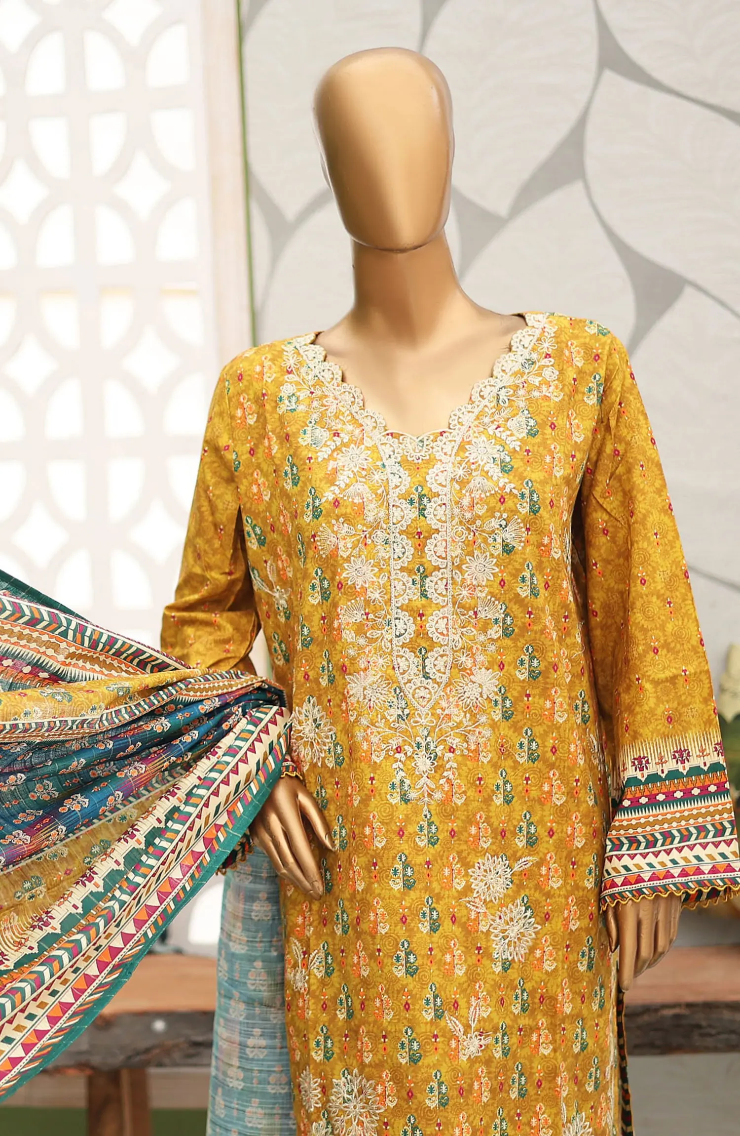 Bin Saeed Khaddar Winter Embroidered Collection - Design 17