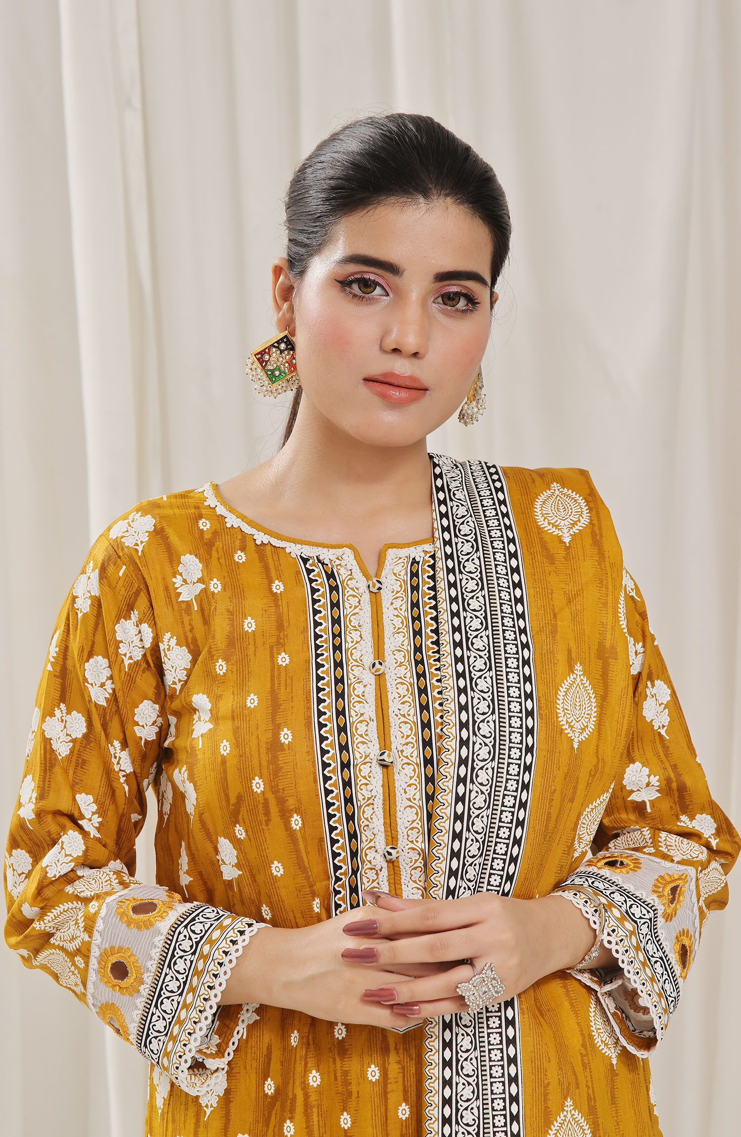 Designer Cotton Lawn 3 Pcs Printed Collection 2024 - DL 117