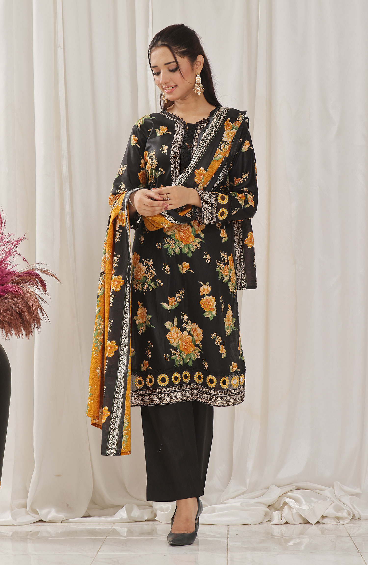 Designer Cotton Lawn 3 Pcs Printed Collection 2024 - DL 131