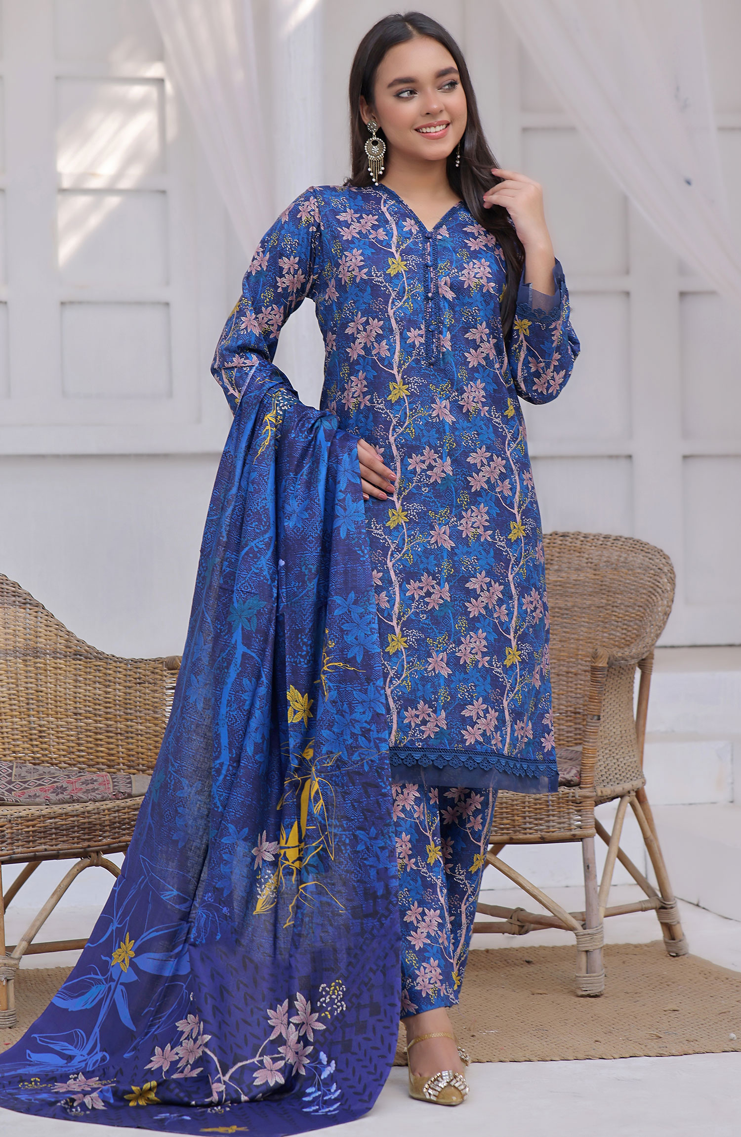 Designer Cotton Lawn 3 Pcs  Unstitched Printed Collection 2024 vol 04 - DL-98