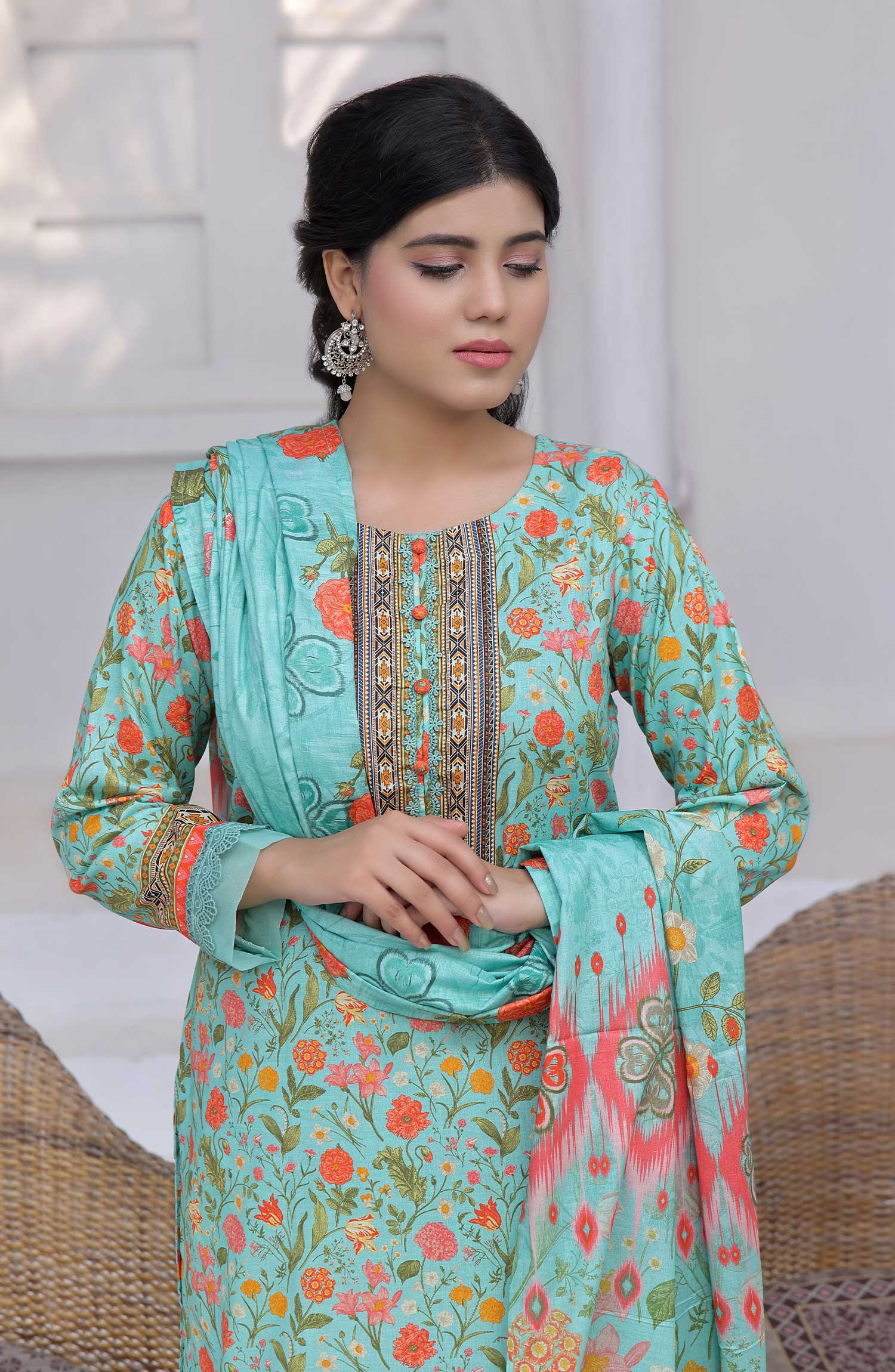 Designer Cotton Lawn 3 Pcs  Unstitched Printed Collection 2024 VOL 03 - DL 100