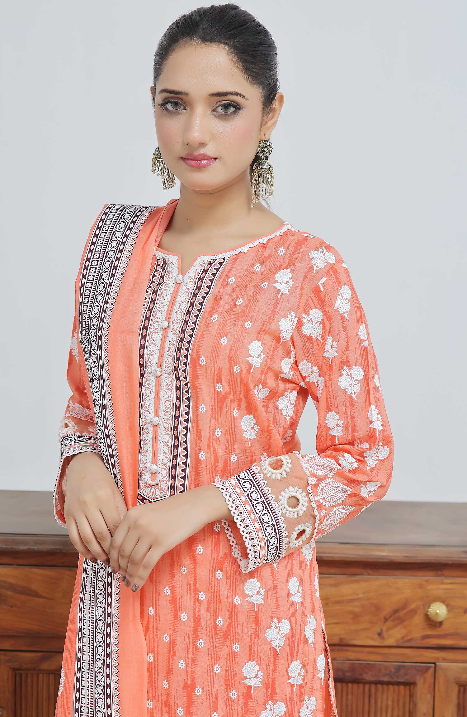 Designer Cotton Lawn 3 Pcs  Unstitched Printed Collection 2024 VOL 03 - DL 156