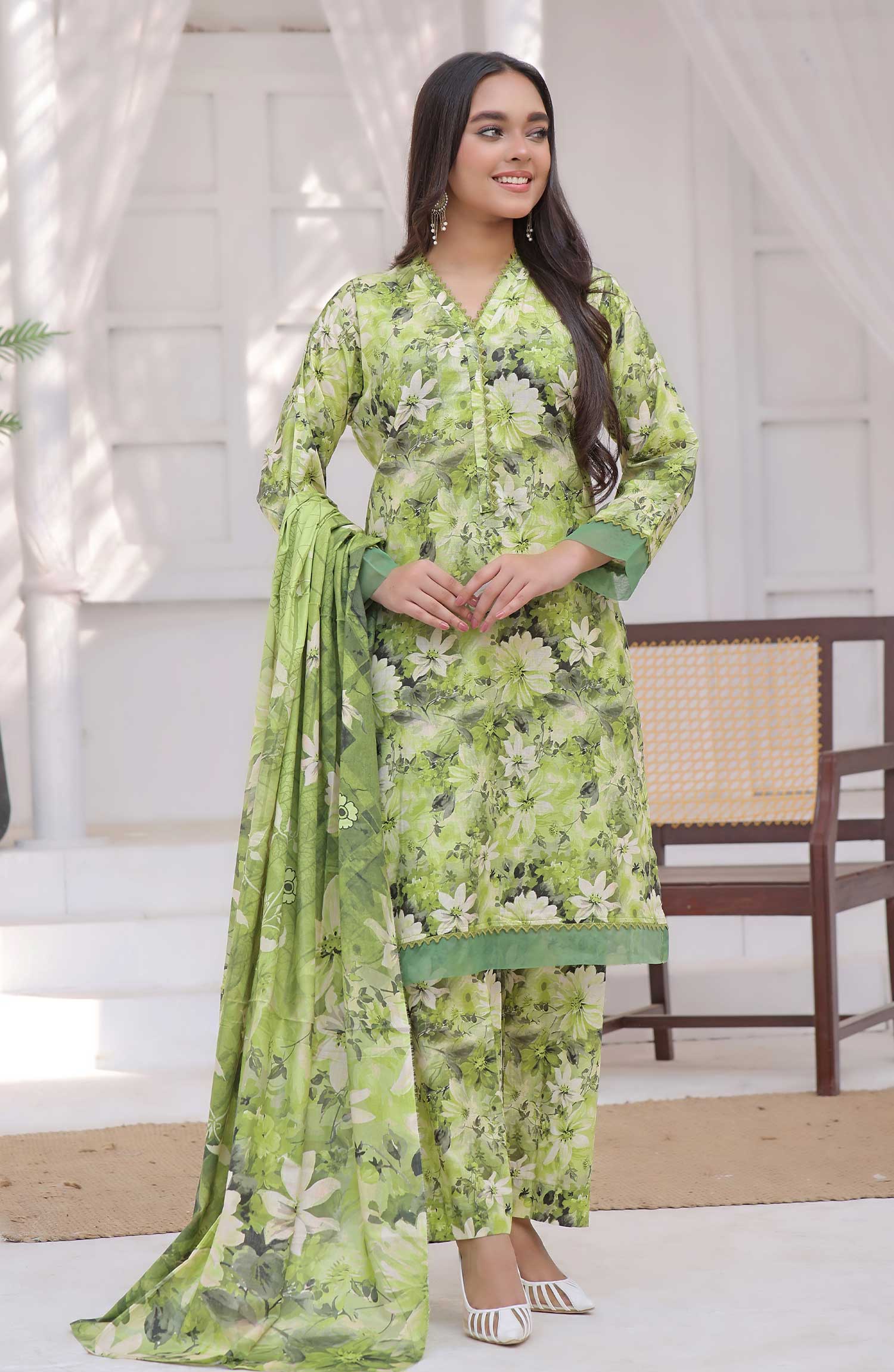 Designer Cotton Lawn 3 Pcs  Unstitched Printed Collection 2024 VOL 05 - DL 92