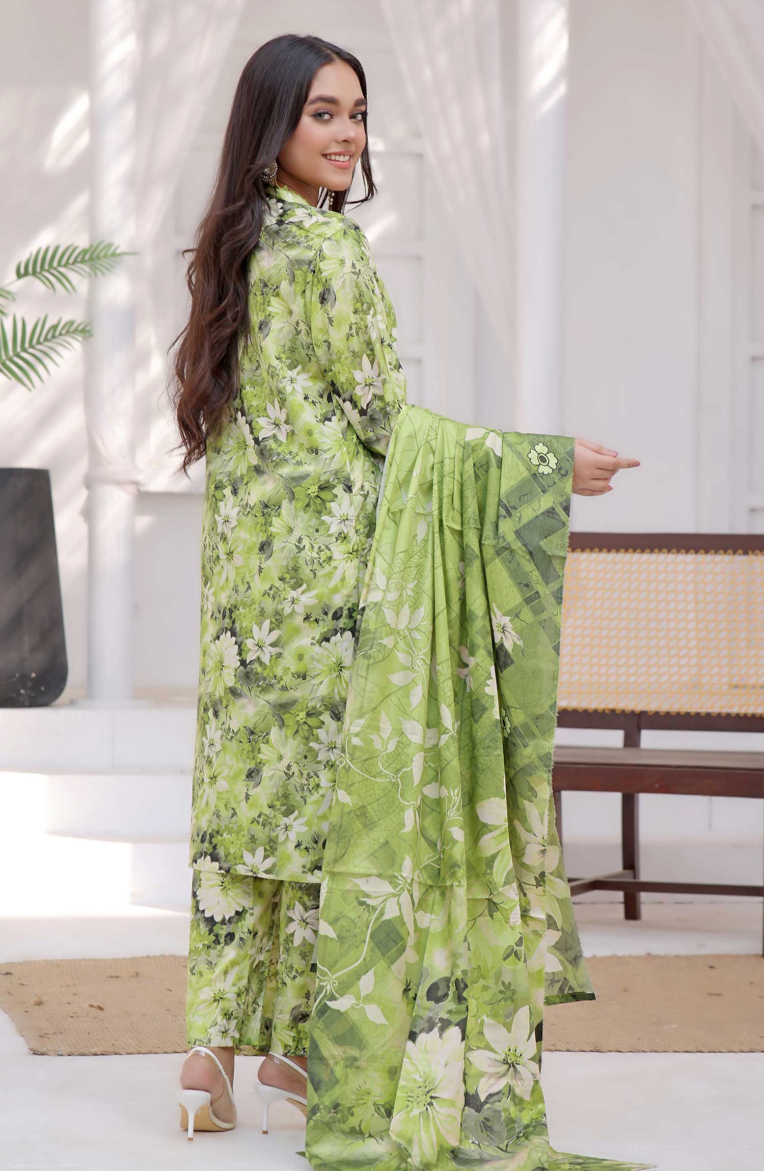 Designer Cotton Lawn 3 Pcs  Unstitched Printed Collection 2024 VOL 05 - DL 92