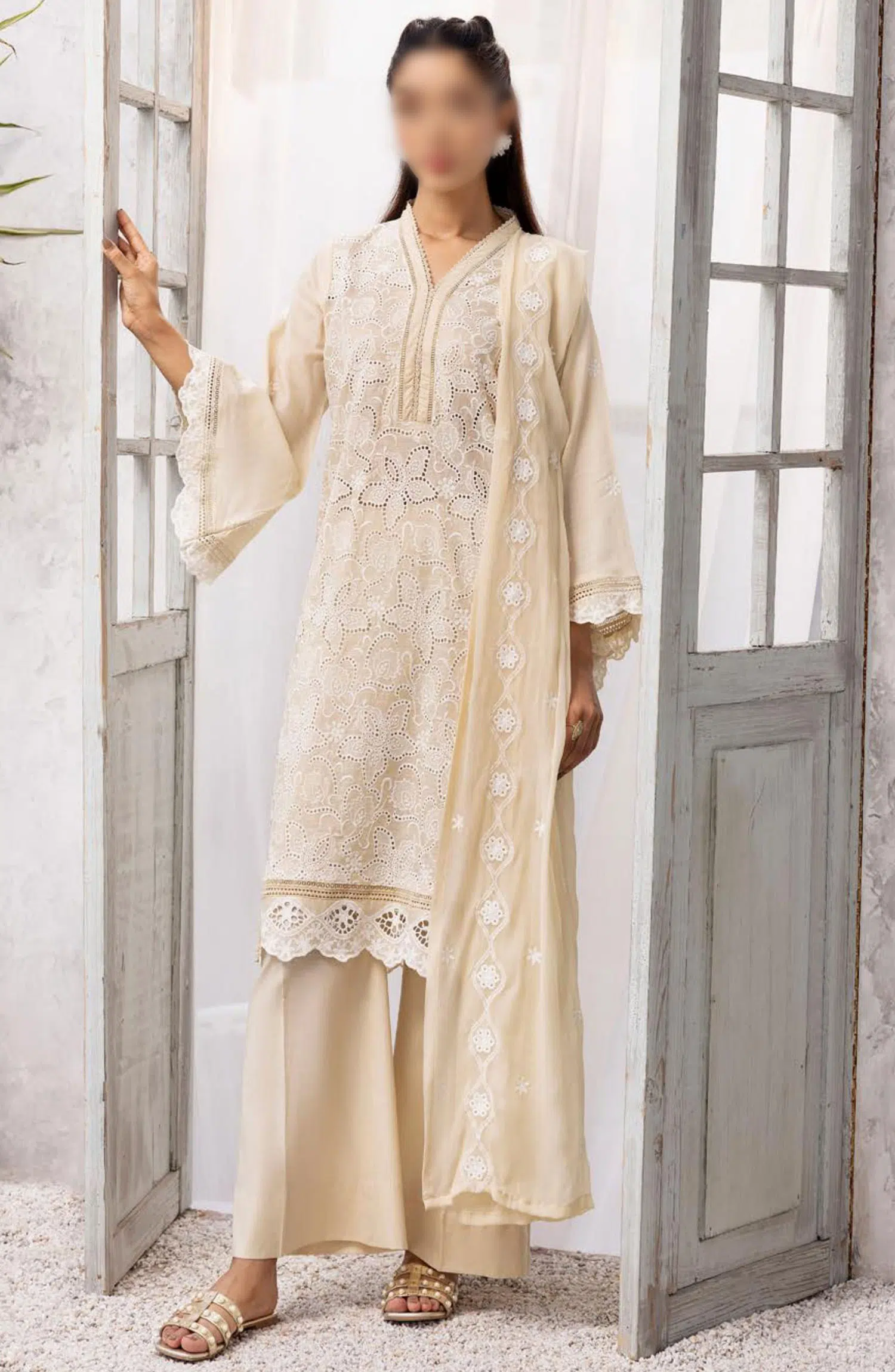 Lawnkari Exclusive Lawn Collection By Khoobsurat - EL  217