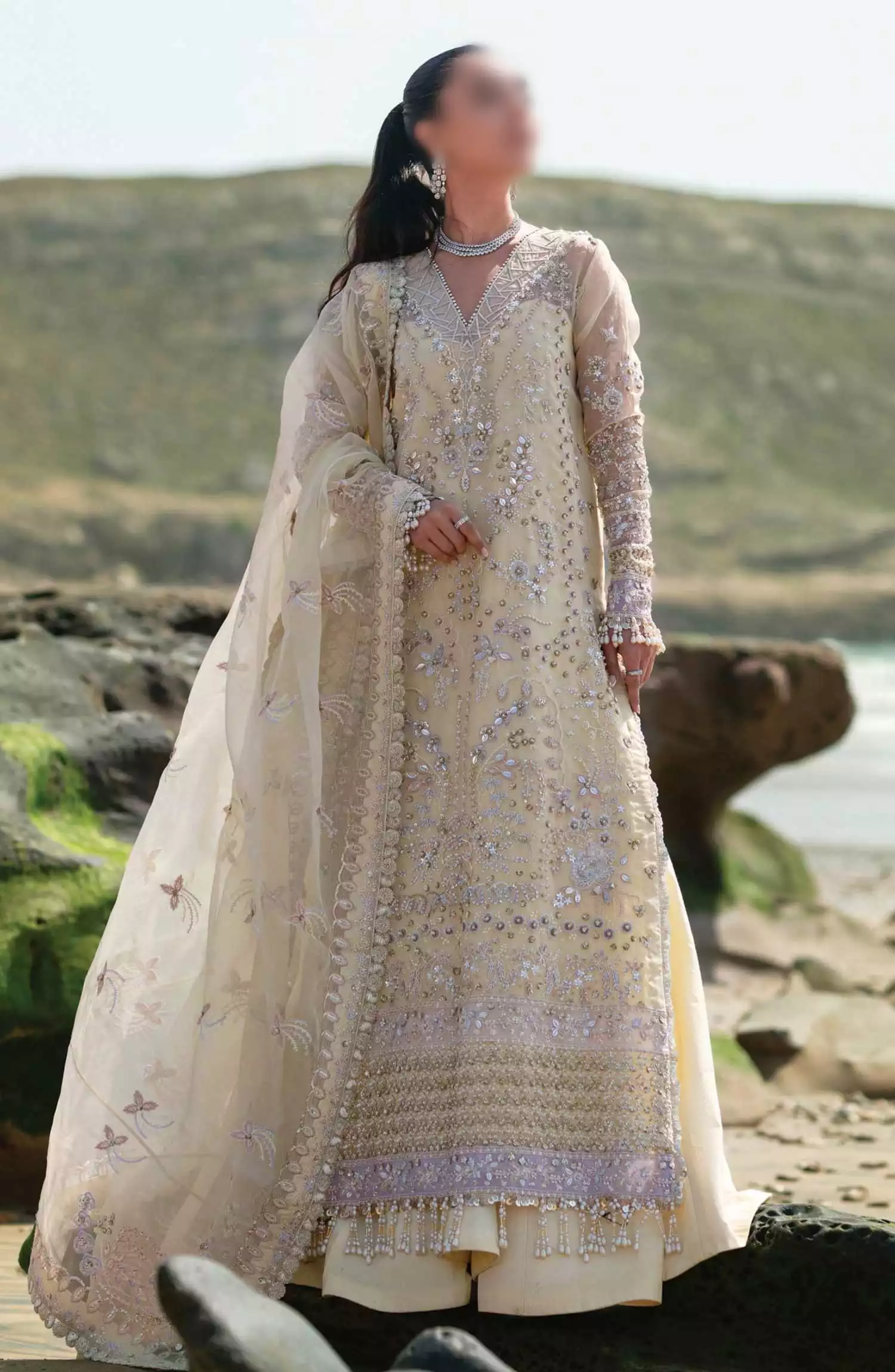 Kamari Reveuse Wedding Formals Collection By Emaan Adeel - ELLE