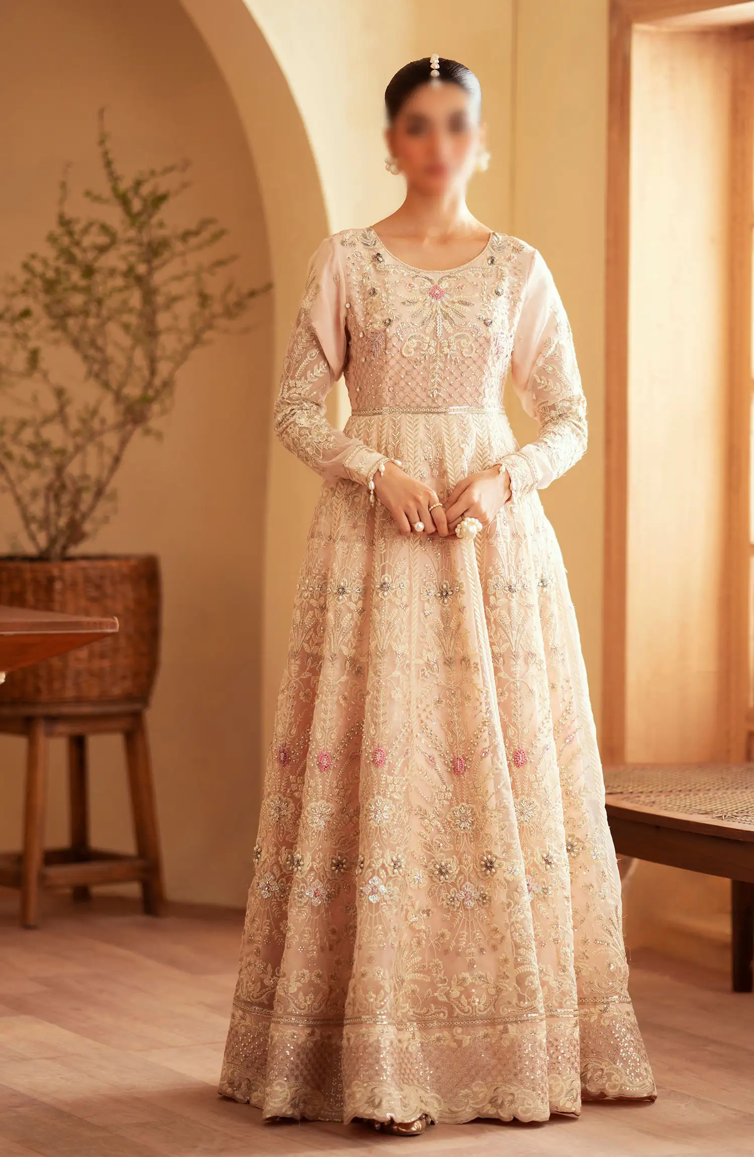 Romansiyyah Luxury Formals By Emaan Adeel - Faatin