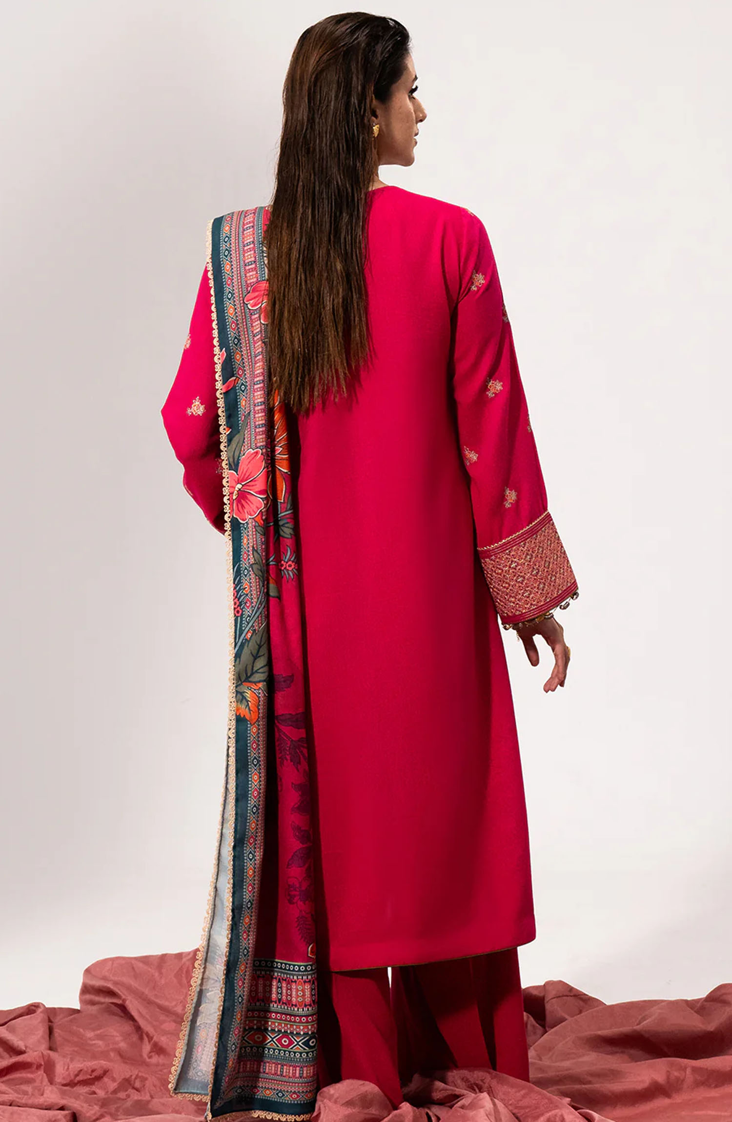 Luminaa Luxury Winter Collection By Saad Shaikh - Fuchsia