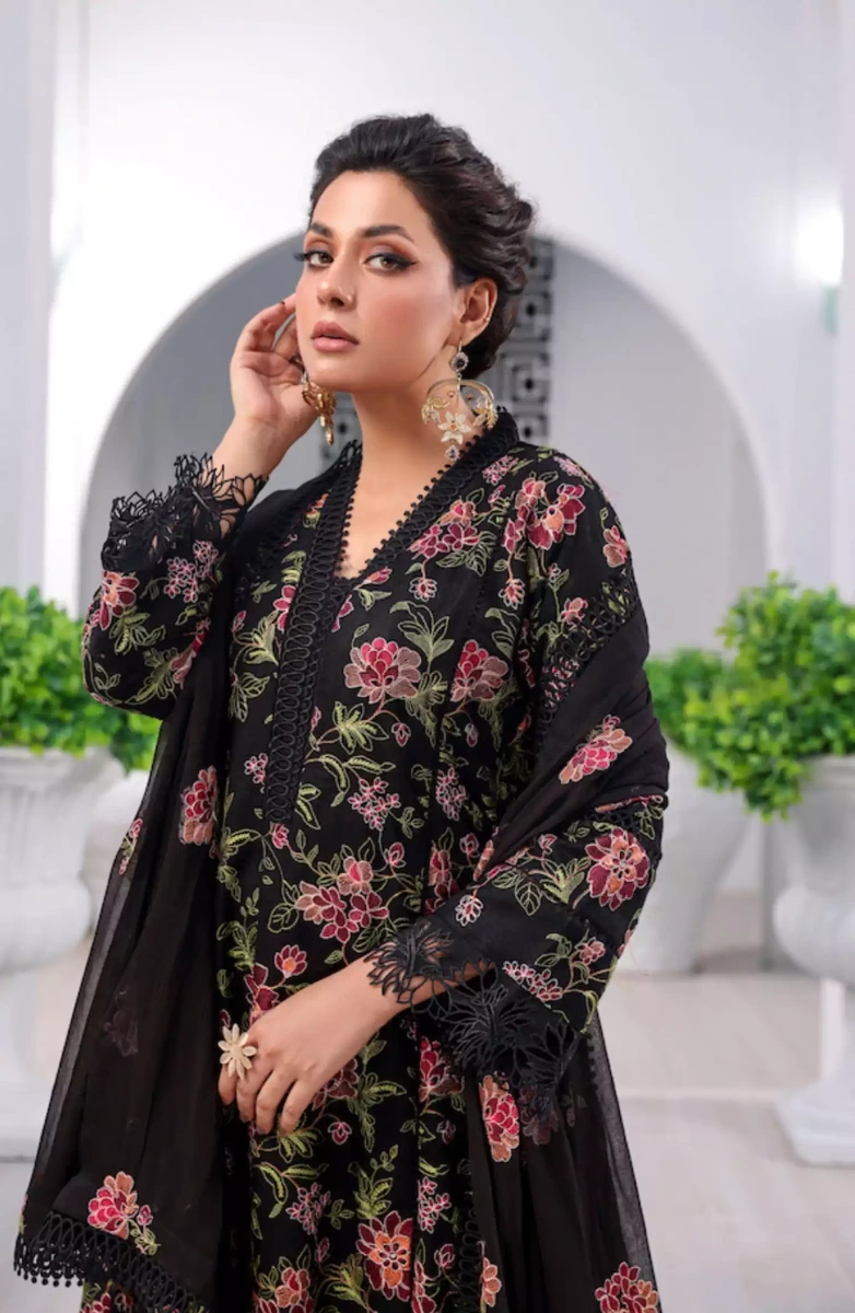 Thread Weaves Karandi Embroidered Collection - KR 24109