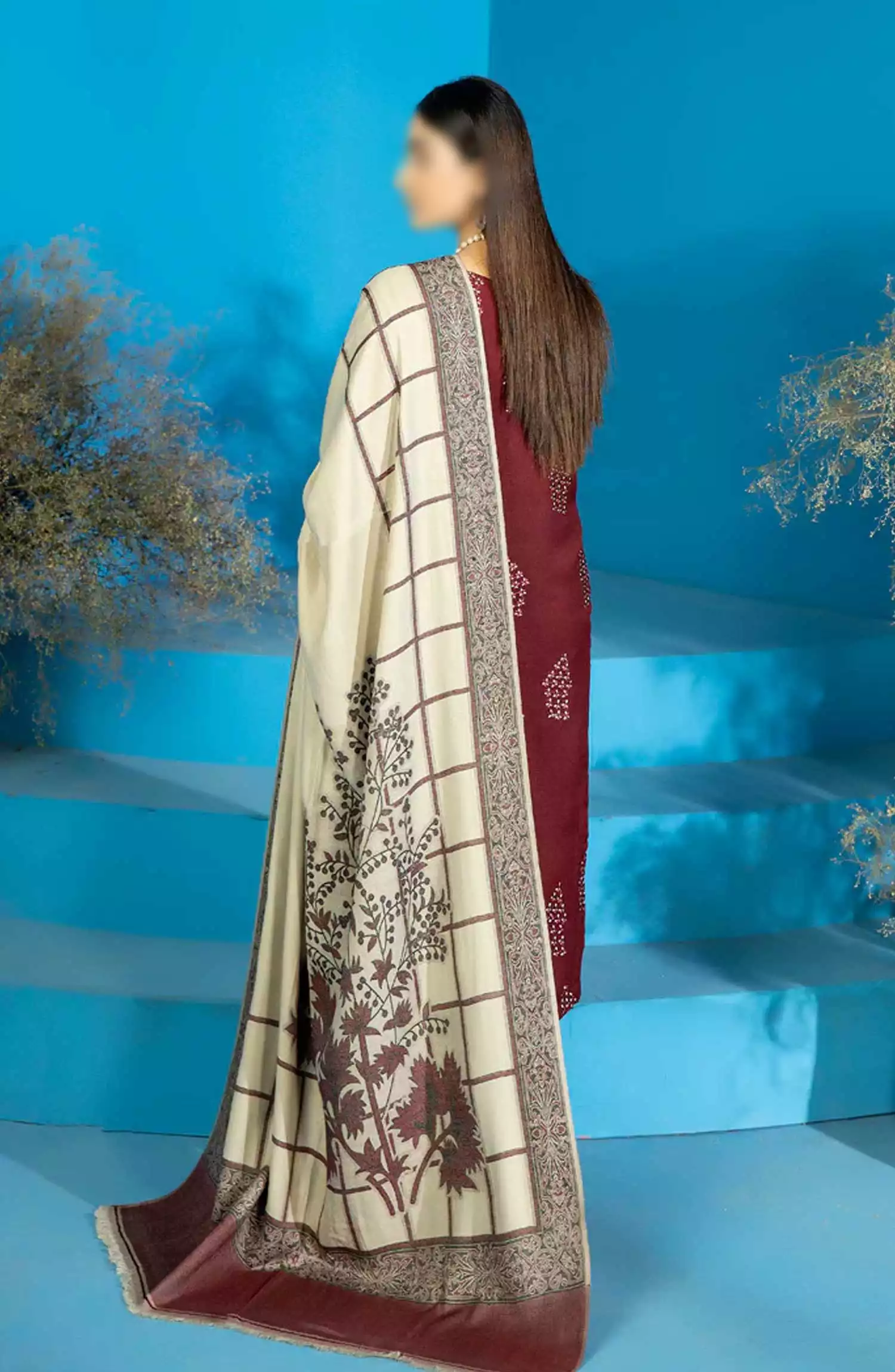 Marjjan Dyed Karandi Wool Embroidered Collection - MDS-68 (MEHROON)