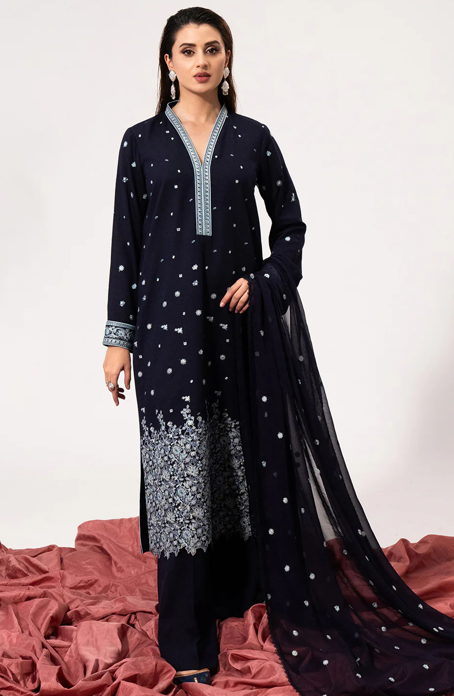 Luminaa Luxury Winter Collection By Saad Shaikh - Nautica