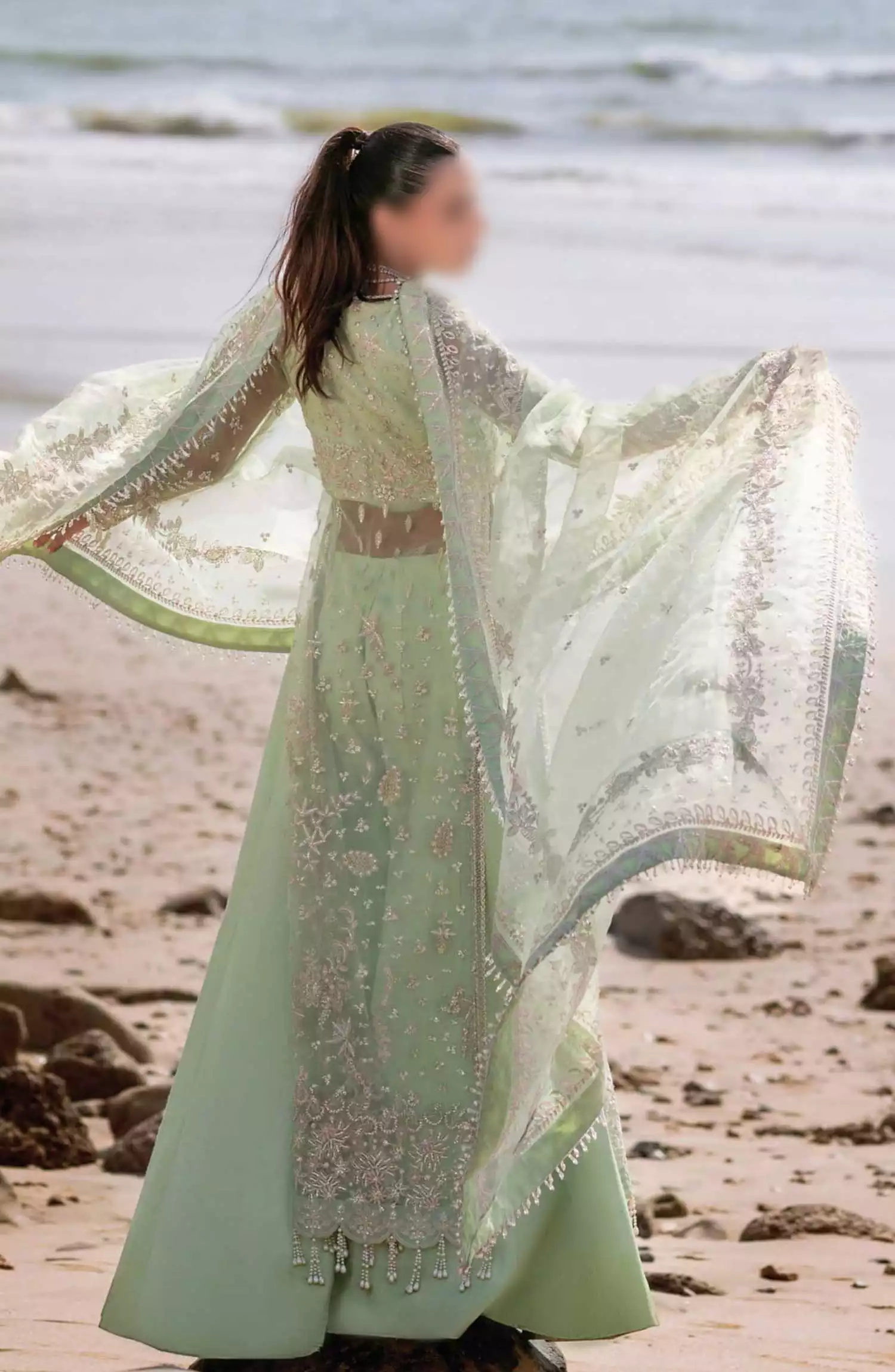 Kamari Reveuse Wedding Formals Collection By Emaan Adeel - NOIR