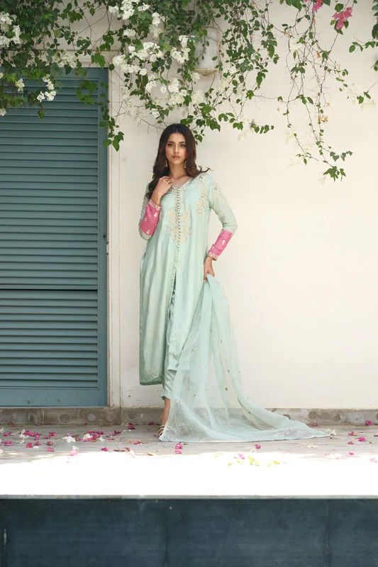 Aqua Grace 3pcs- Embroidered