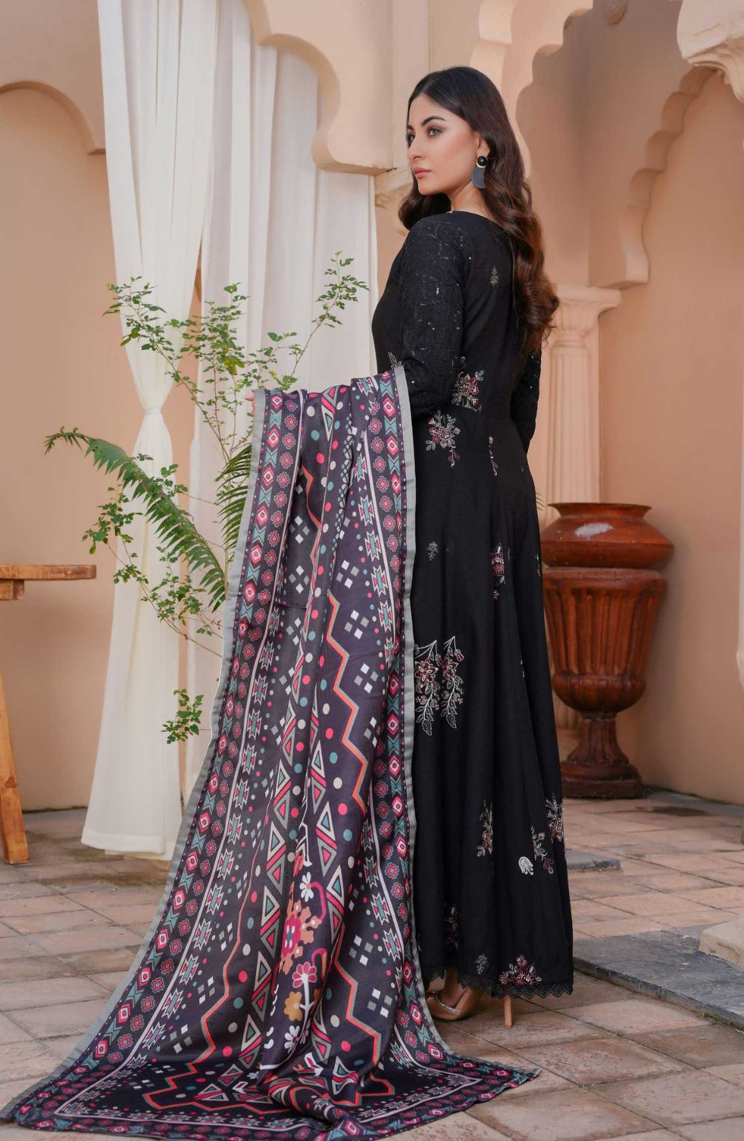 Thread & Weaves 3 PC - Embroidered Karandi Pret Collection RTWKR24106