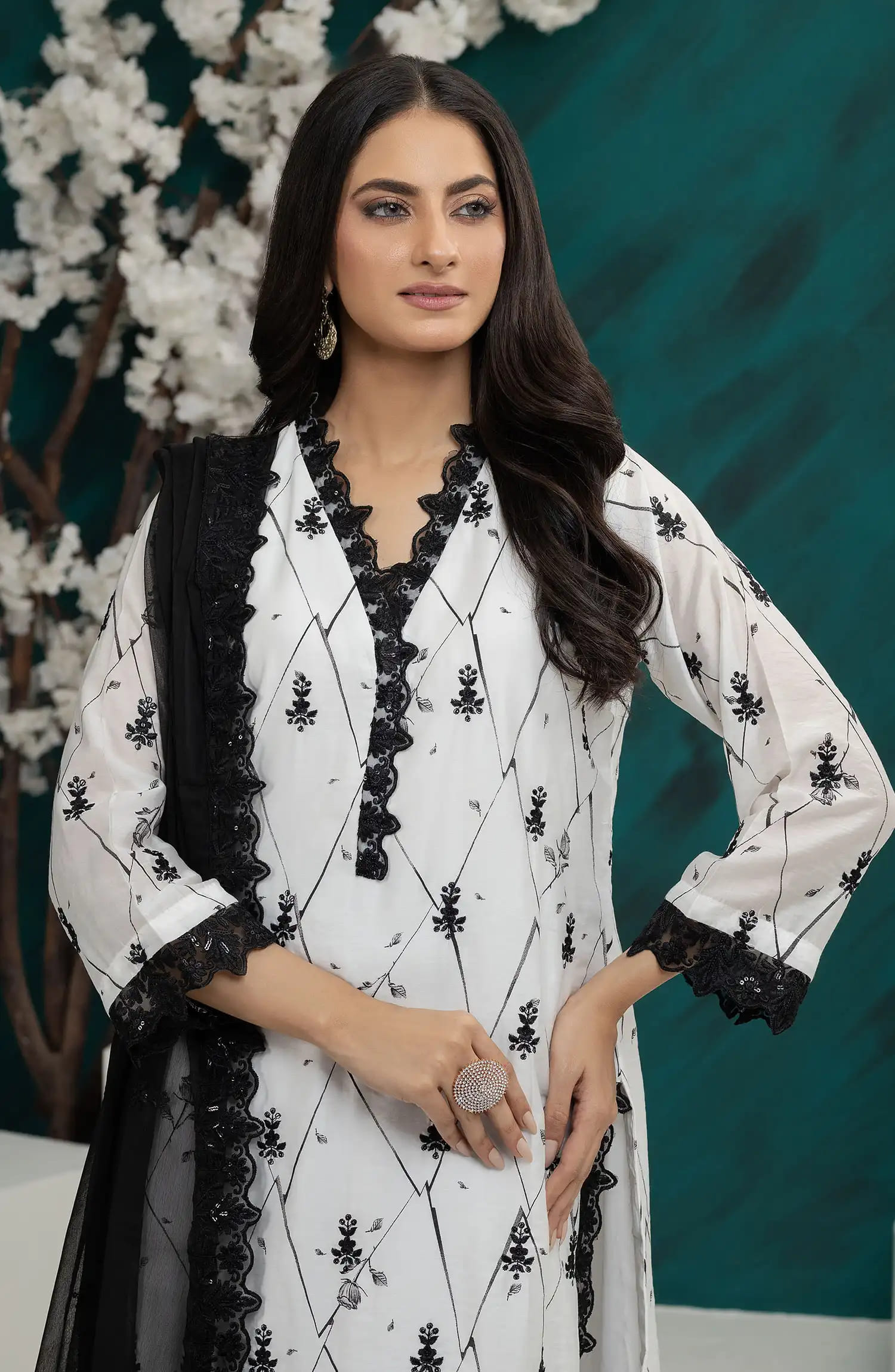 Roop Rang Stitched Collection By AL Harir Apparel-Saroor