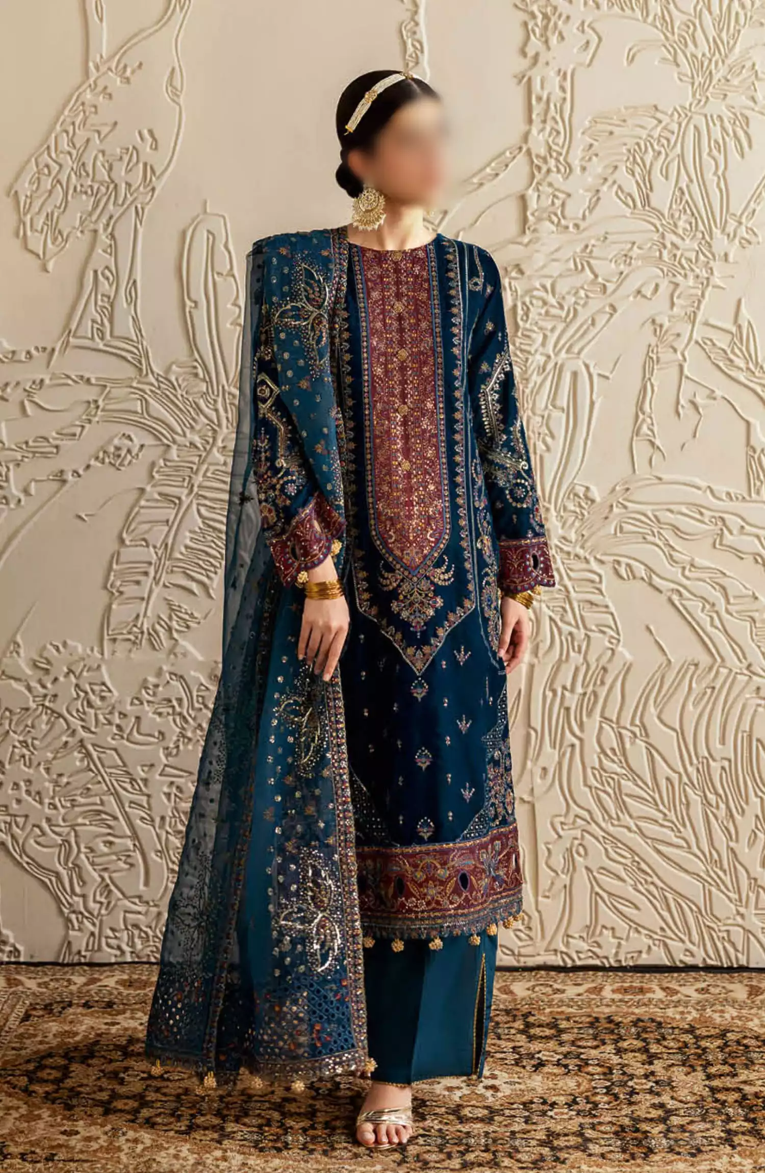 Ramsha Luxury Velvet Festive Wear 2024 - V-604