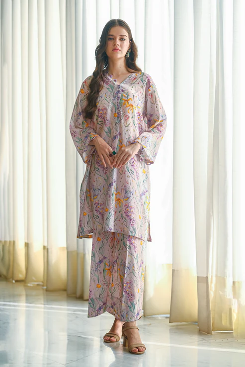 Violet - 2-Piece Luxury Lawn Set